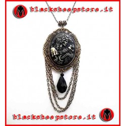 Collana "Antique madame skull"